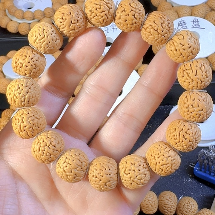 吊坠桃核16小肌肉桃核手串