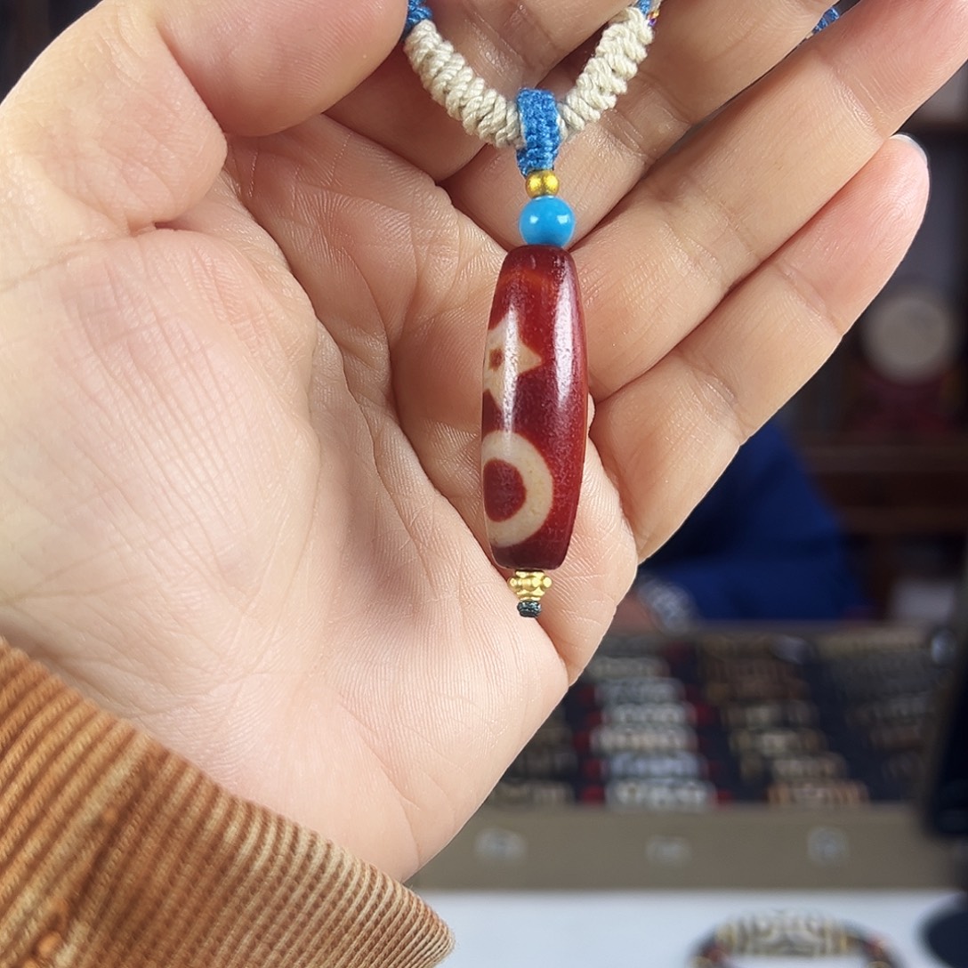 王***梓玛瑙/玉髓合金颈饰～行运