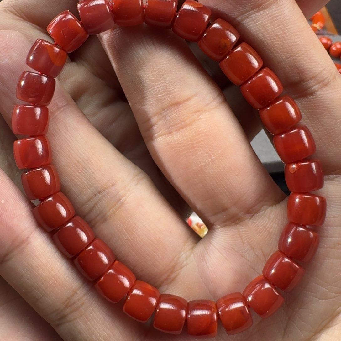 南红玛瑙玫瑰红近纯色直切手串8mm未镶嵌