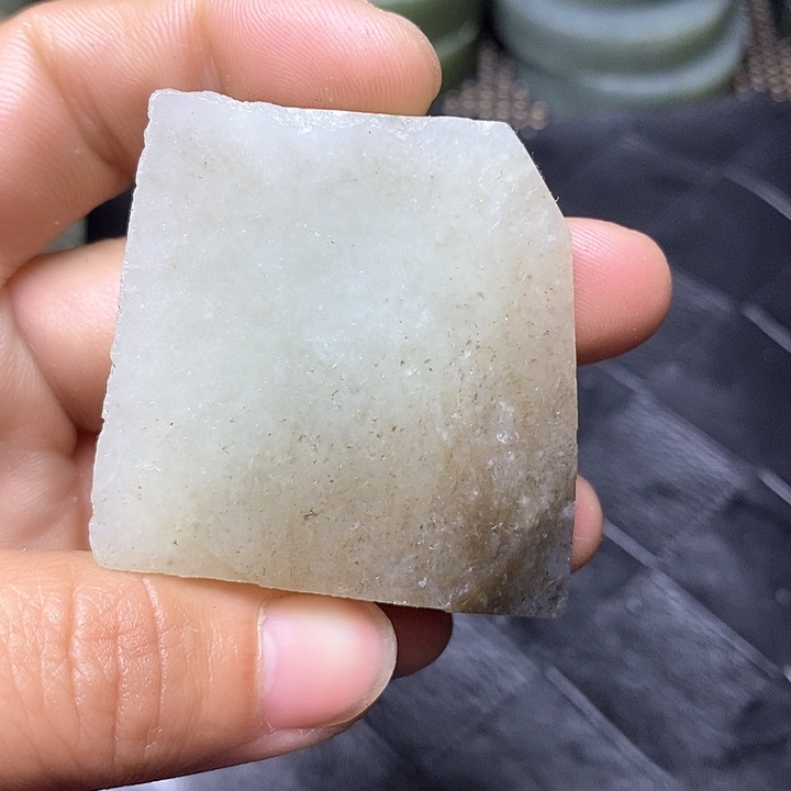 和田玉毛料未镶嵌