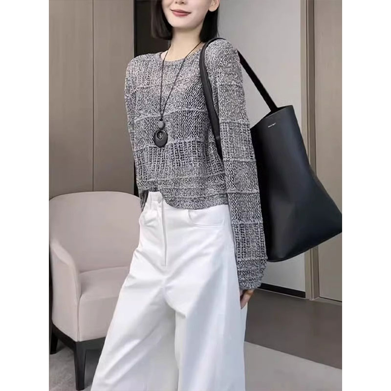 2025入秋新款高级感洋气独特别致超好看灰色镂空上衣女短款针织衫
