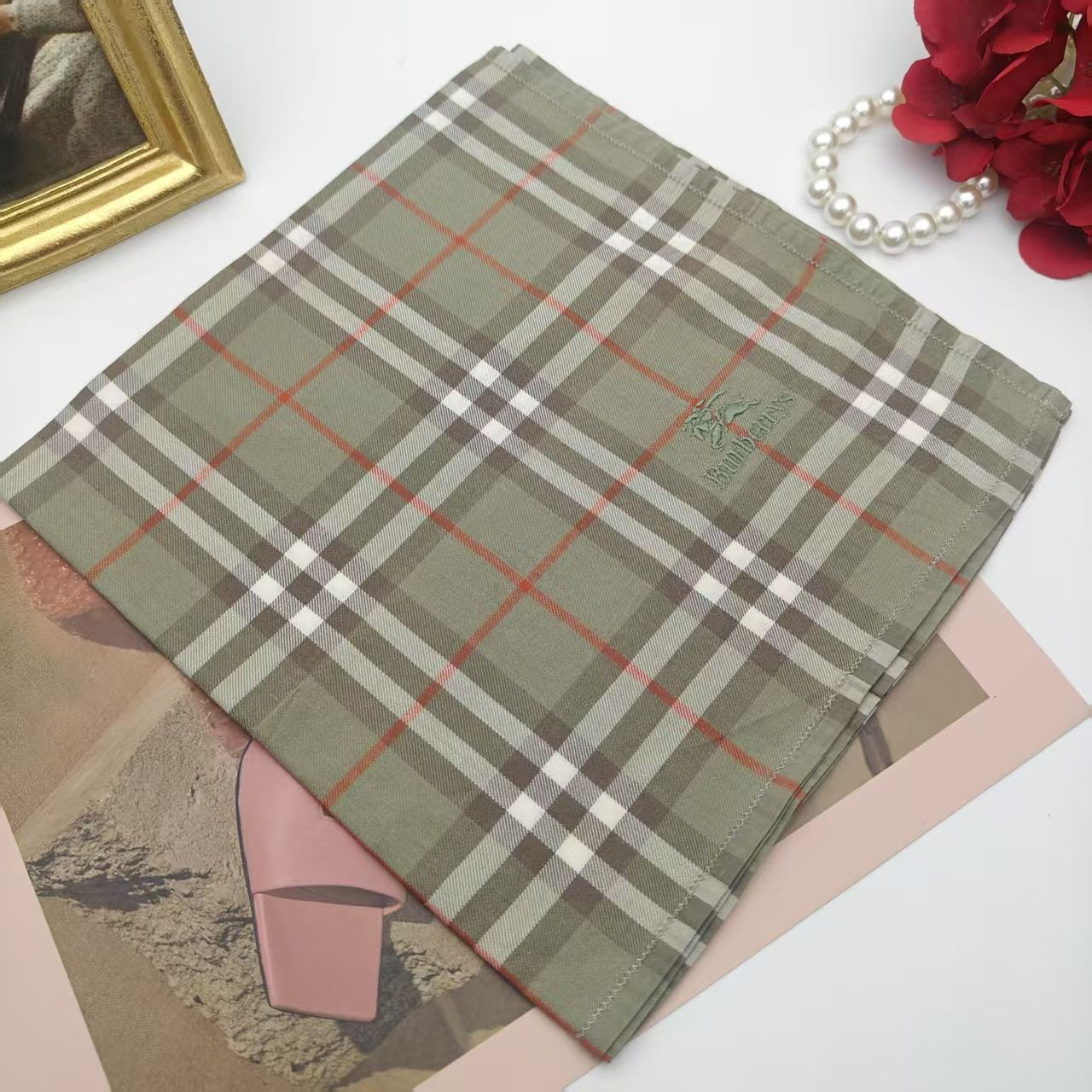 99新 BURBERRY/博柏利 海囤/巴宝莉/丝巾/yy07220