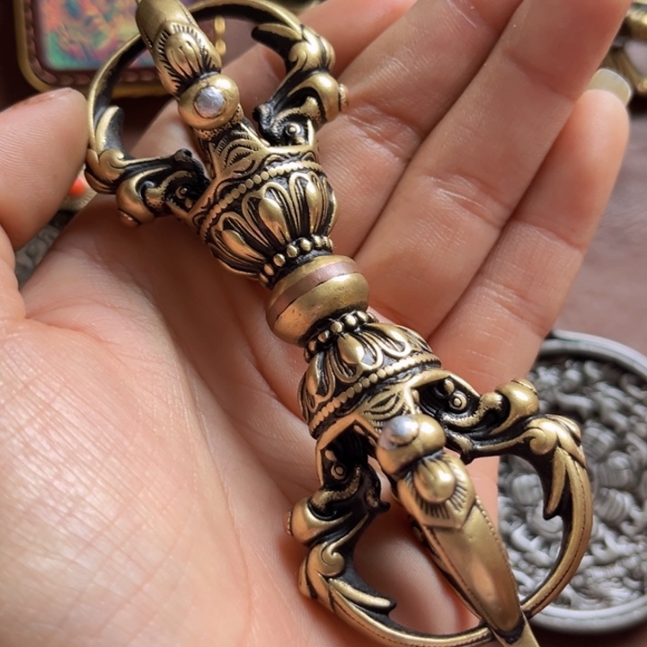 颈饰琉璃沧*笑喜欢的朋友