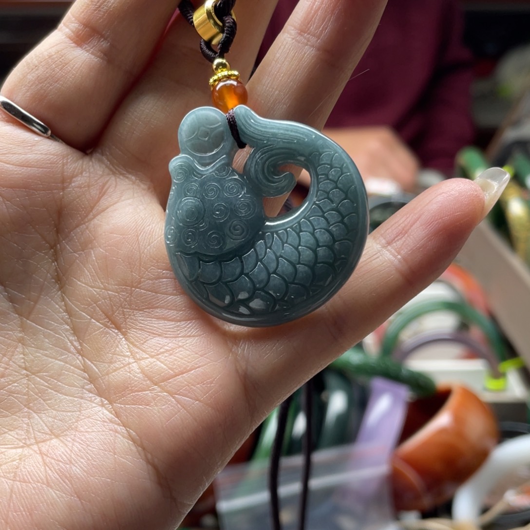 翡翠未镶嵌颈饰888989898999999