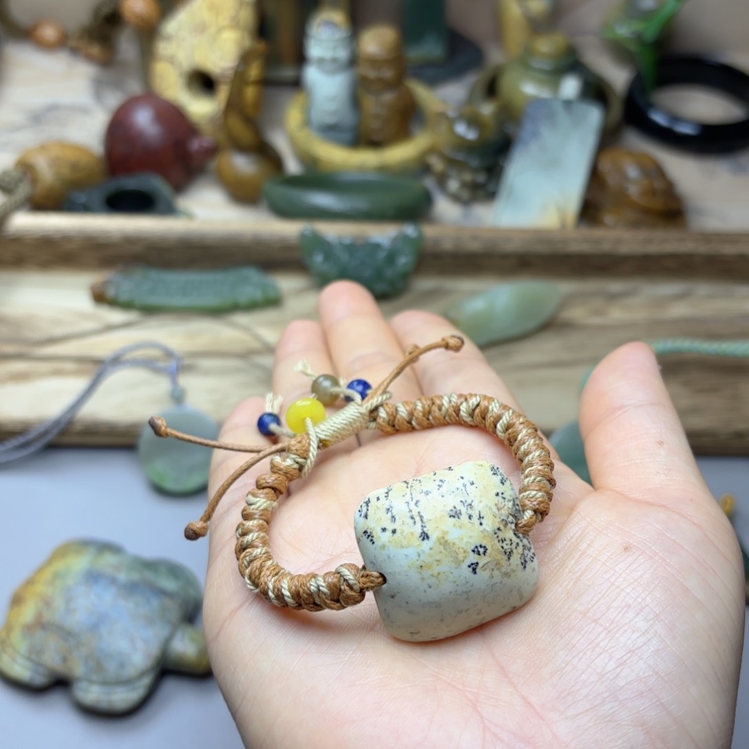 透闪石质玉未镶嵌珠宝半成品