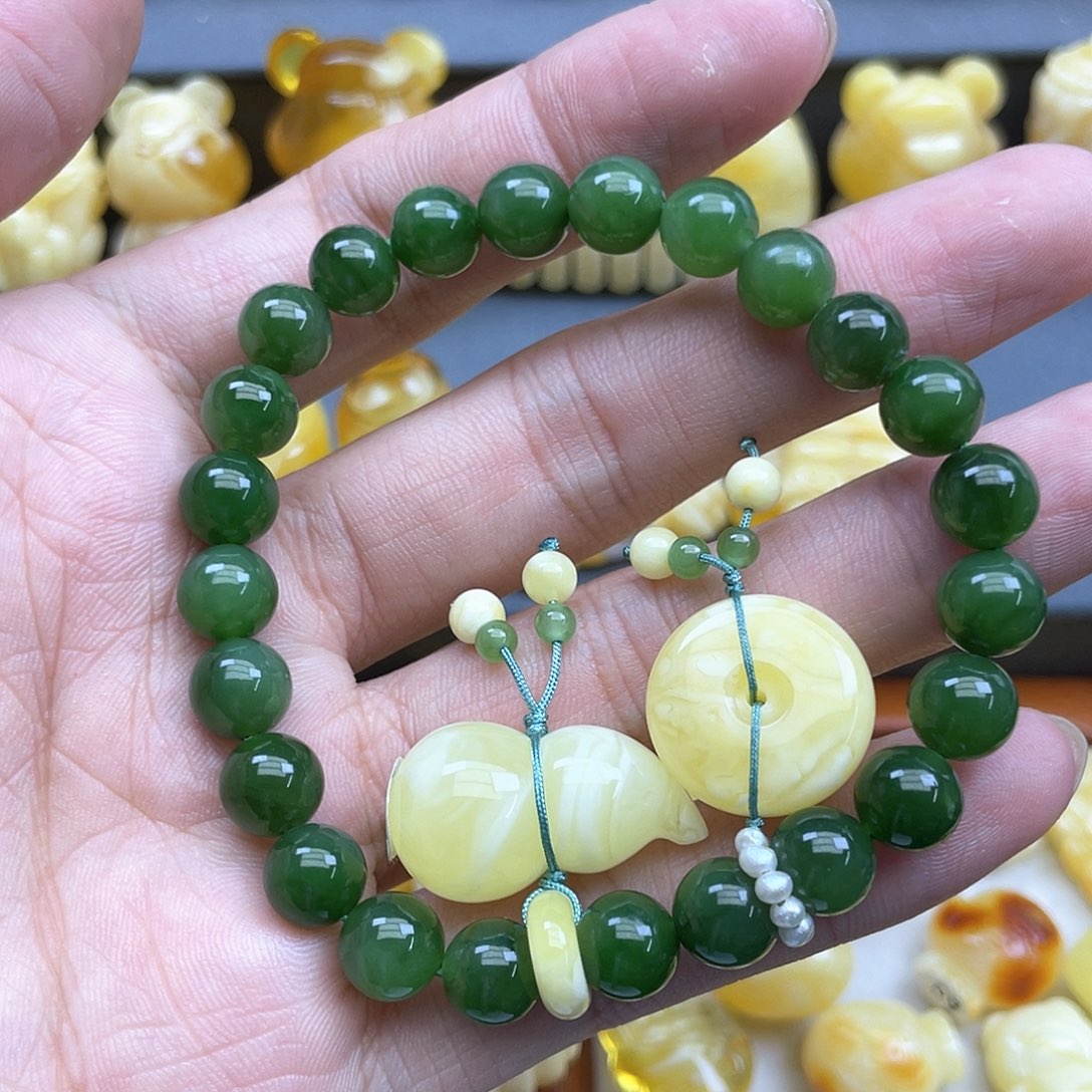 琥珀裸石未镶嵌蜜蜡