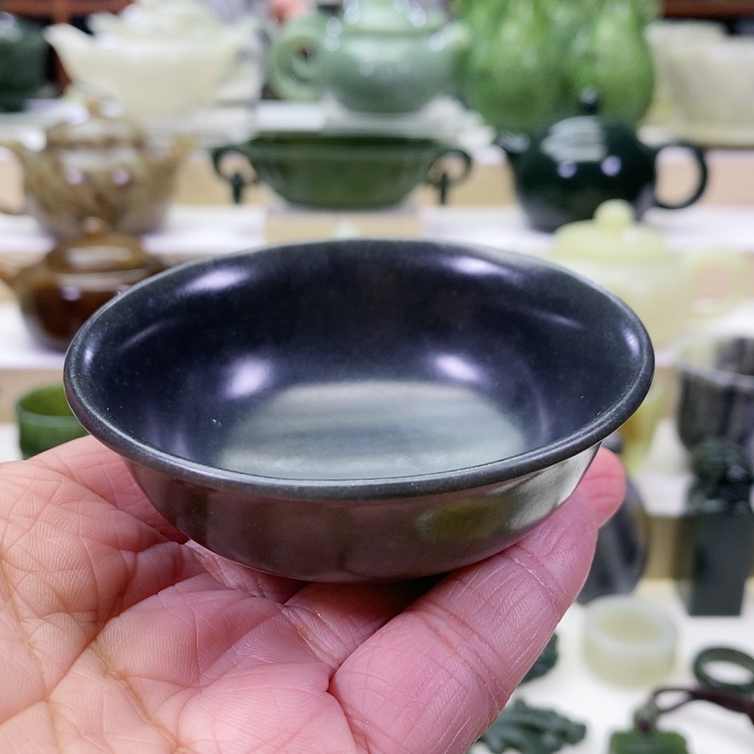 和田玉茶碗未镶嵌