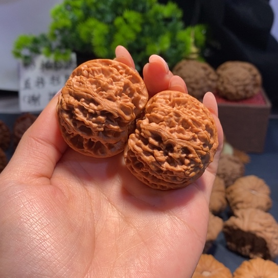 文玩核桃把件文玩核桃手把件35