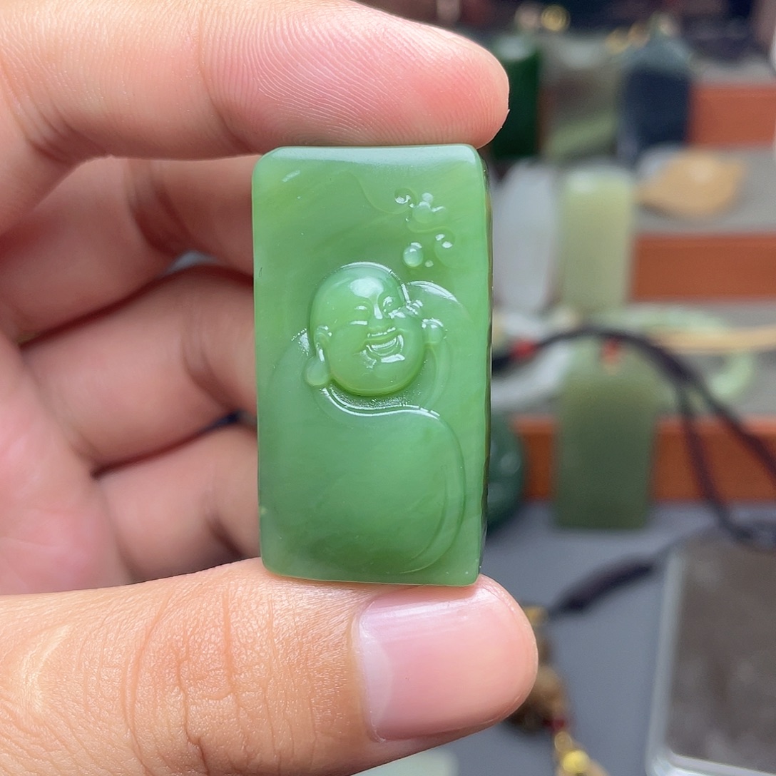 快***心和田玉未镶嵌颈饰