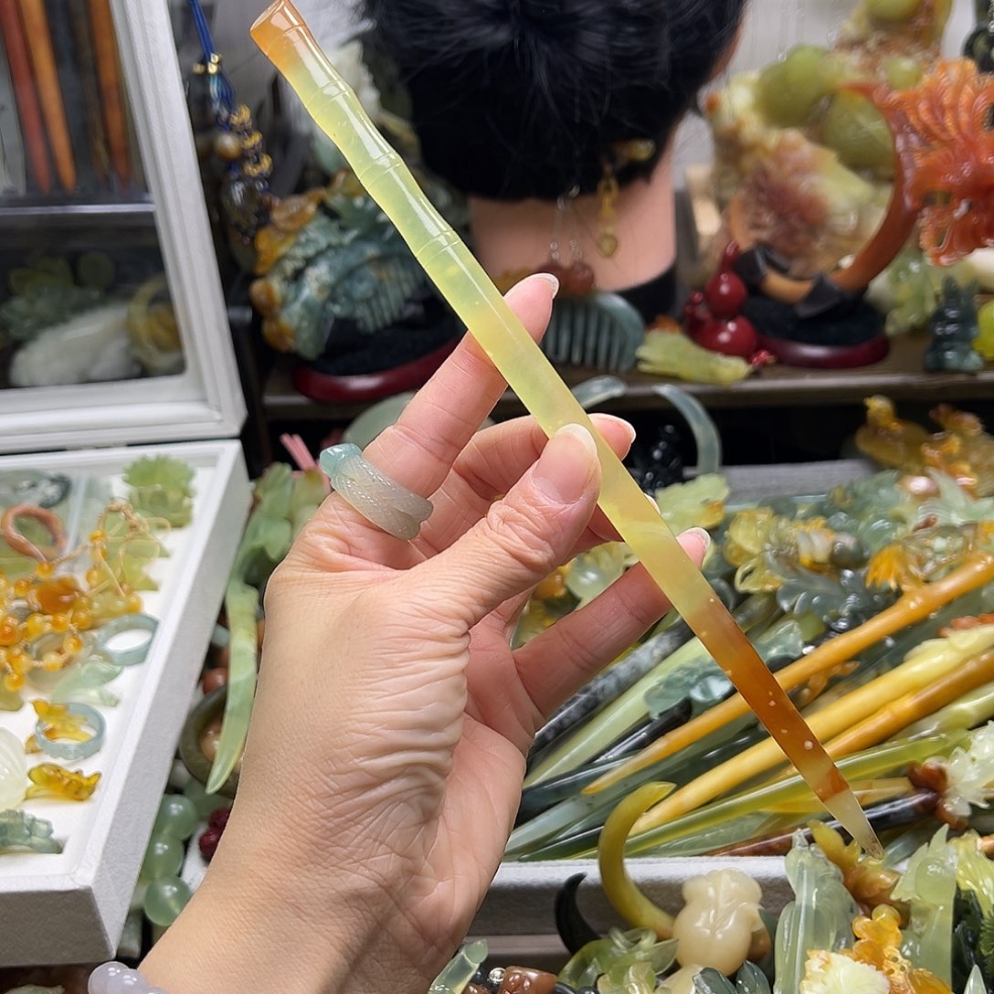 蛇纹石玉发饰合金