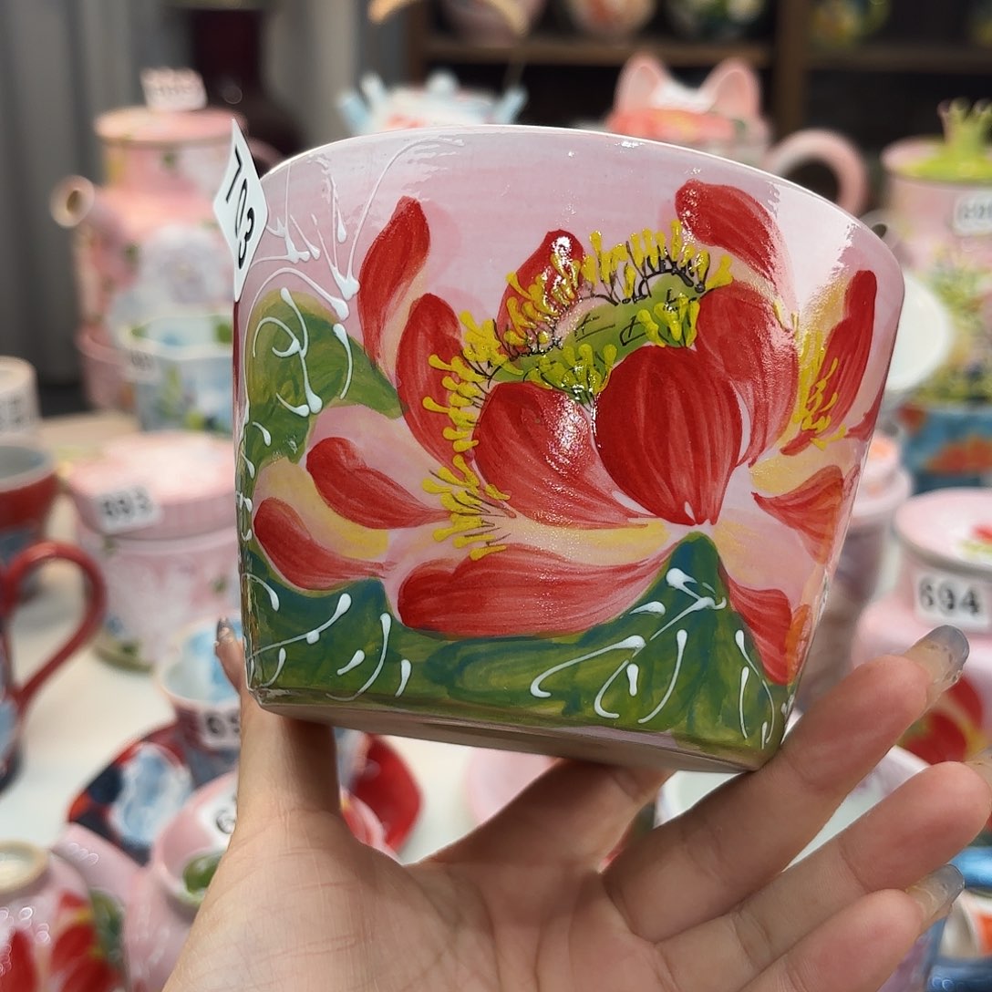 瓷片在这里我们就像我