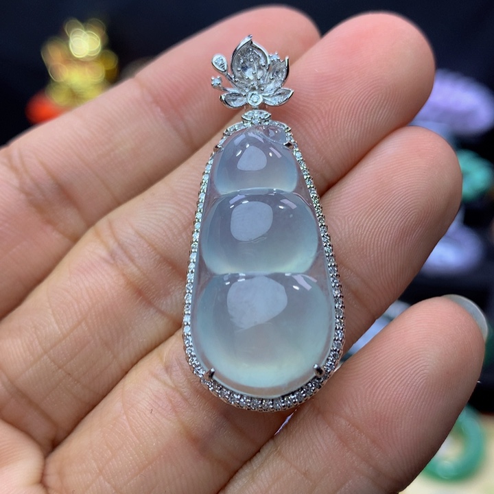 18K金镶嵌手链翡翠翡翠 
