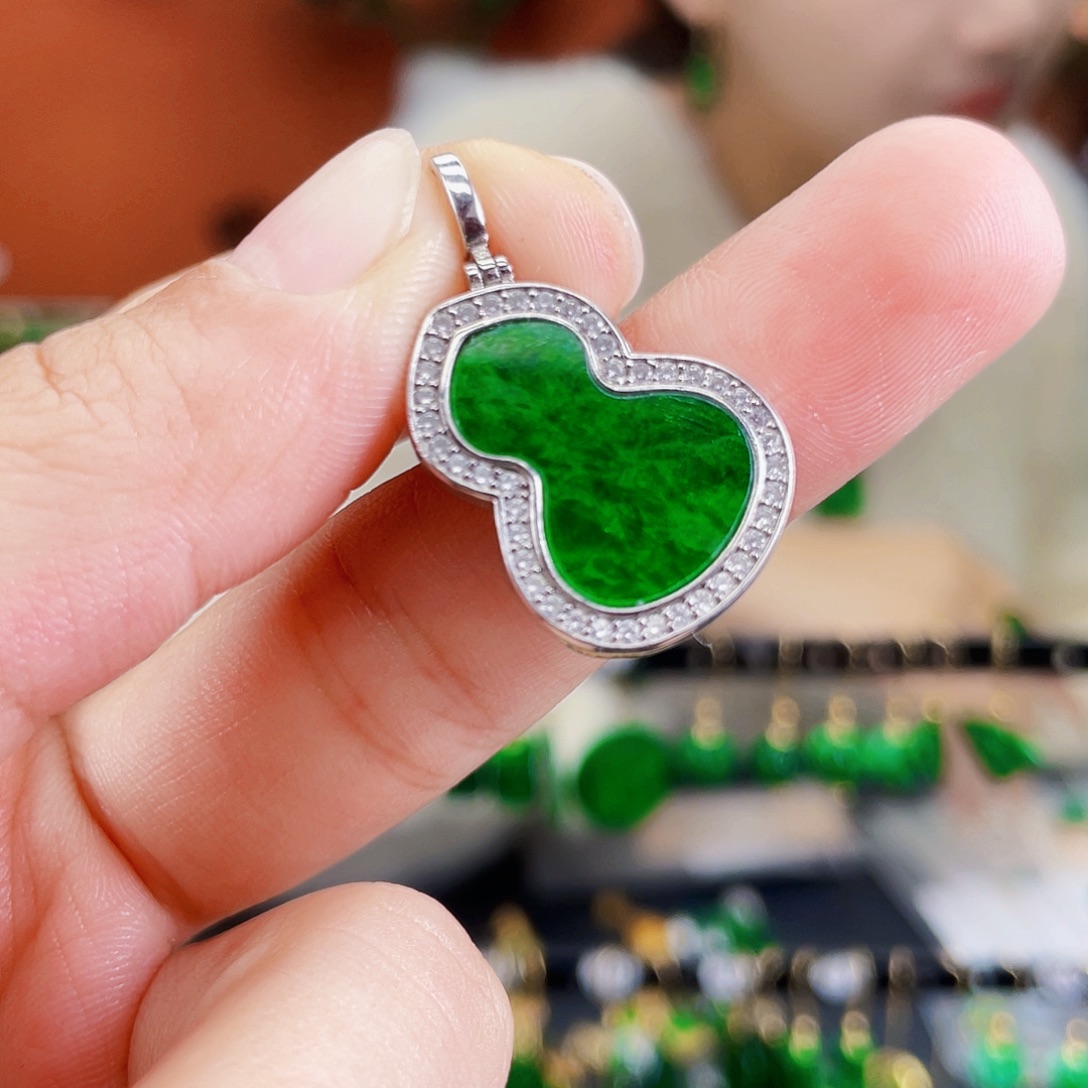 翡翠银S925镶嵌耳饰