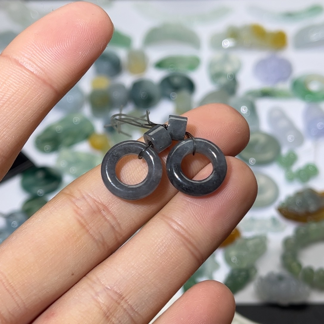 翡翠耳饰未镶嵌甜甜圈一对