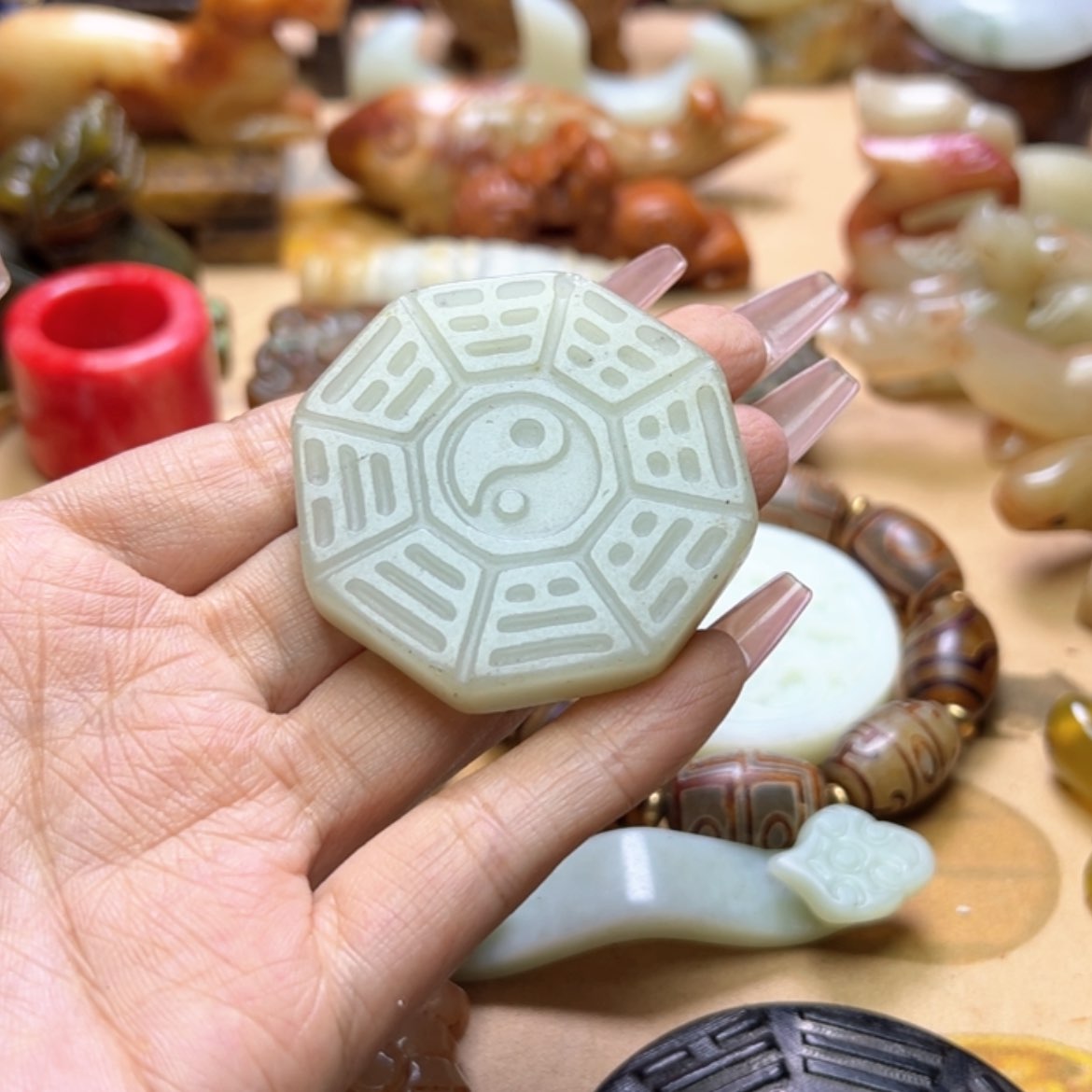 【闪购商品】蛇纹石玉颈饰未镶嵌