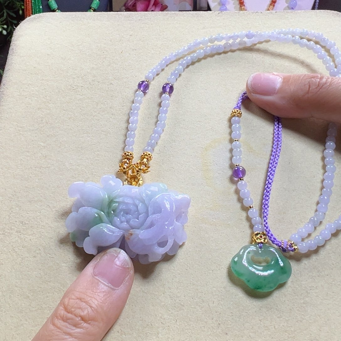 翡翠未镶嵌毛衣链紫三彩牡丹花