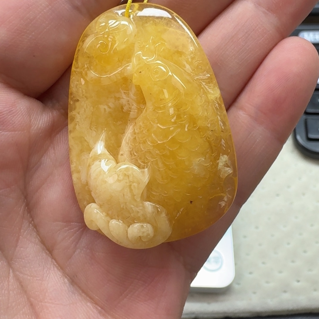 琥珀未镶嵌珠宝奇石626