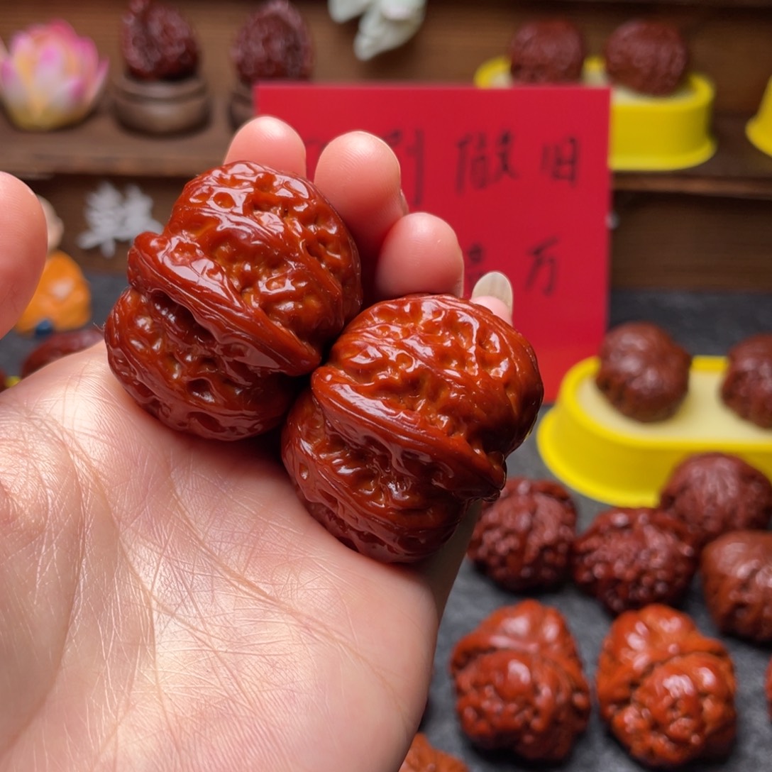 文玩核桃吊坠文玩核桃 手把件 元宝 41