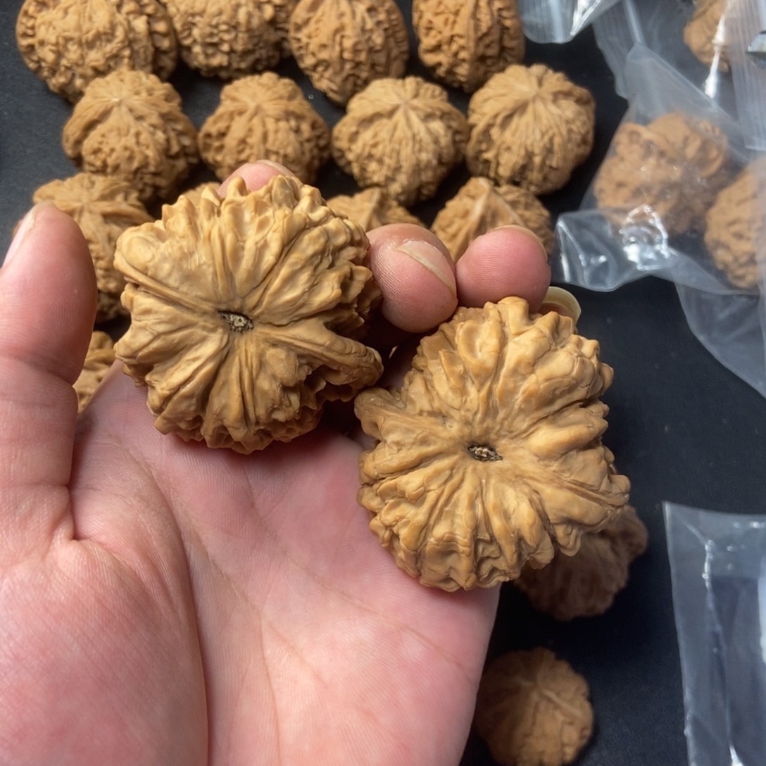 狂***术把件文玩核桃357765445
