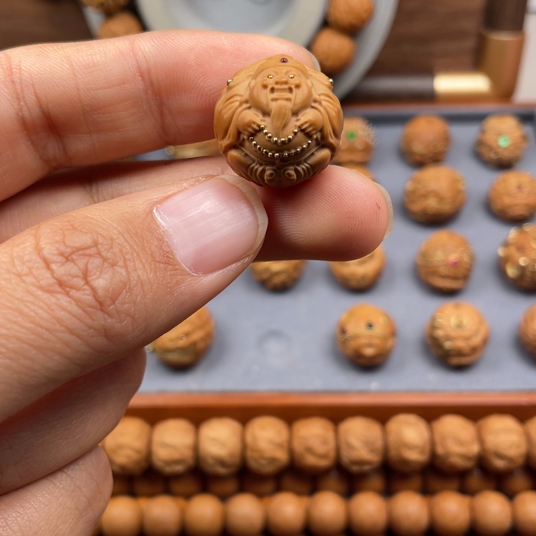 ╭****荷叶财神猴头单颗