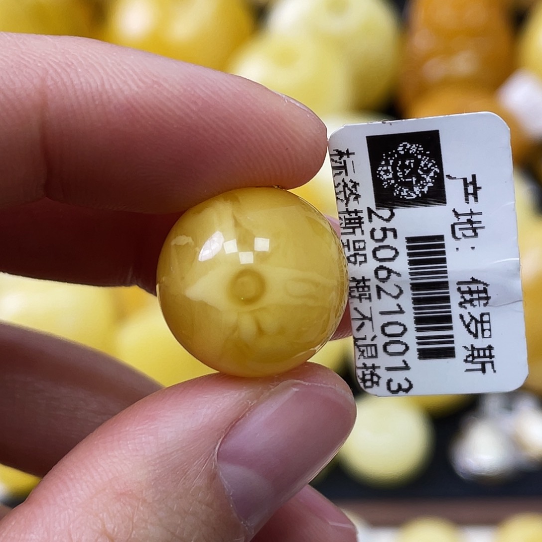 蜜蜡未镶嵌珠宝奇石16.1mm金白浓蜡特色花 瑕