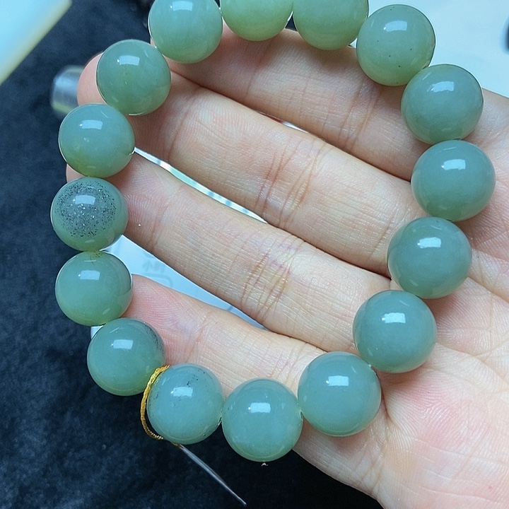 和田玉颈饰未镶嵌温*