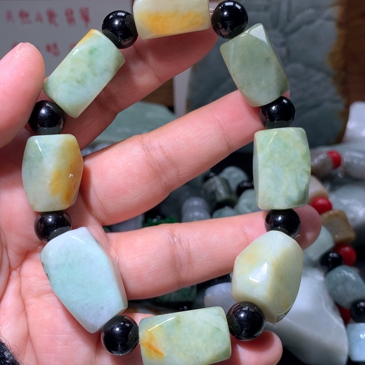 翡翠未镶嵌颈饰保真天然A货翡翠