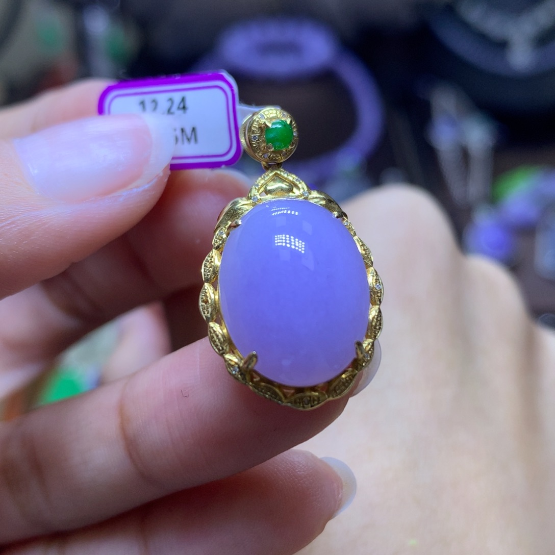 翡翠颈饰18K金镶嵌翡翠