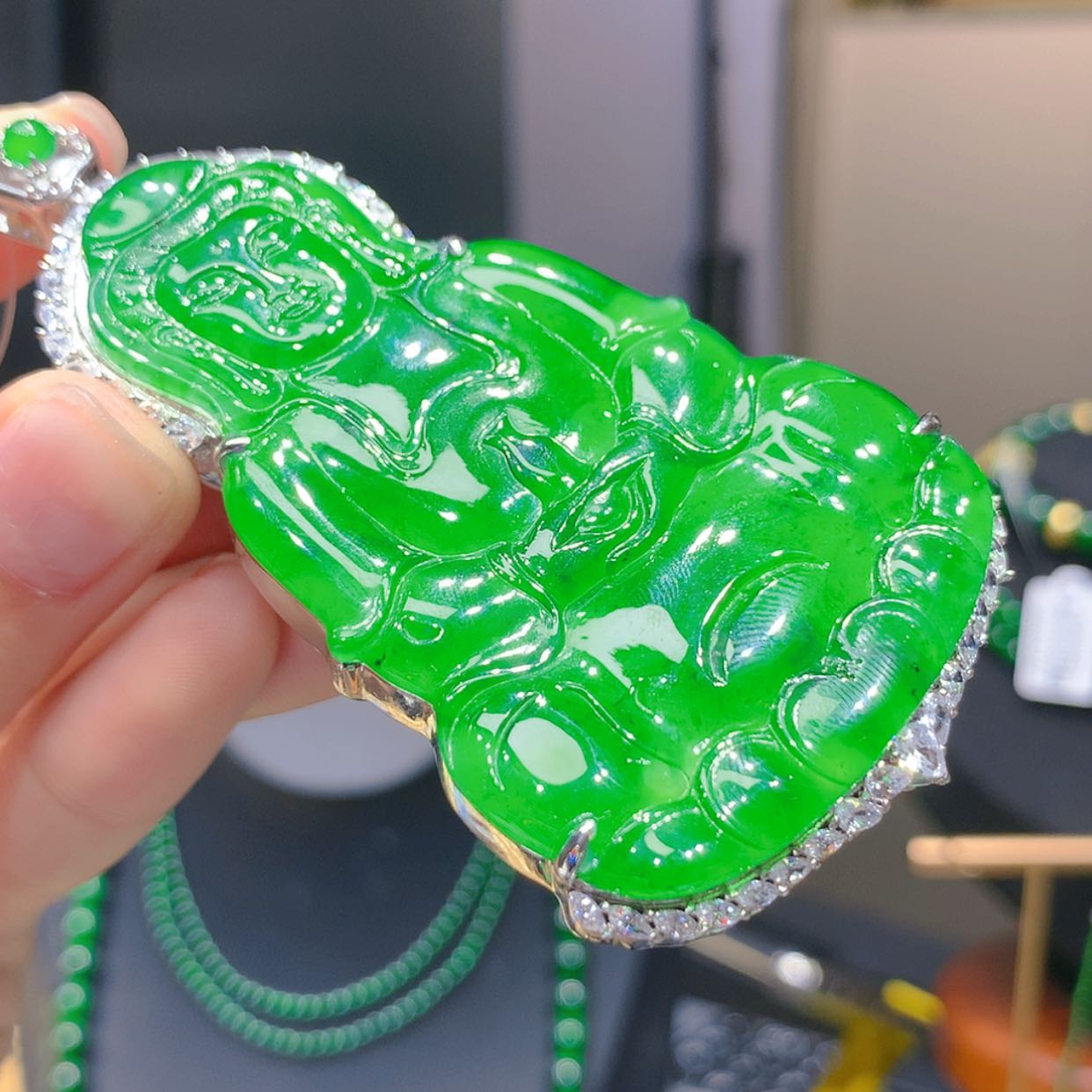 【闪购商品】翡翠颈饰未镶嵌疯****）6柒姐