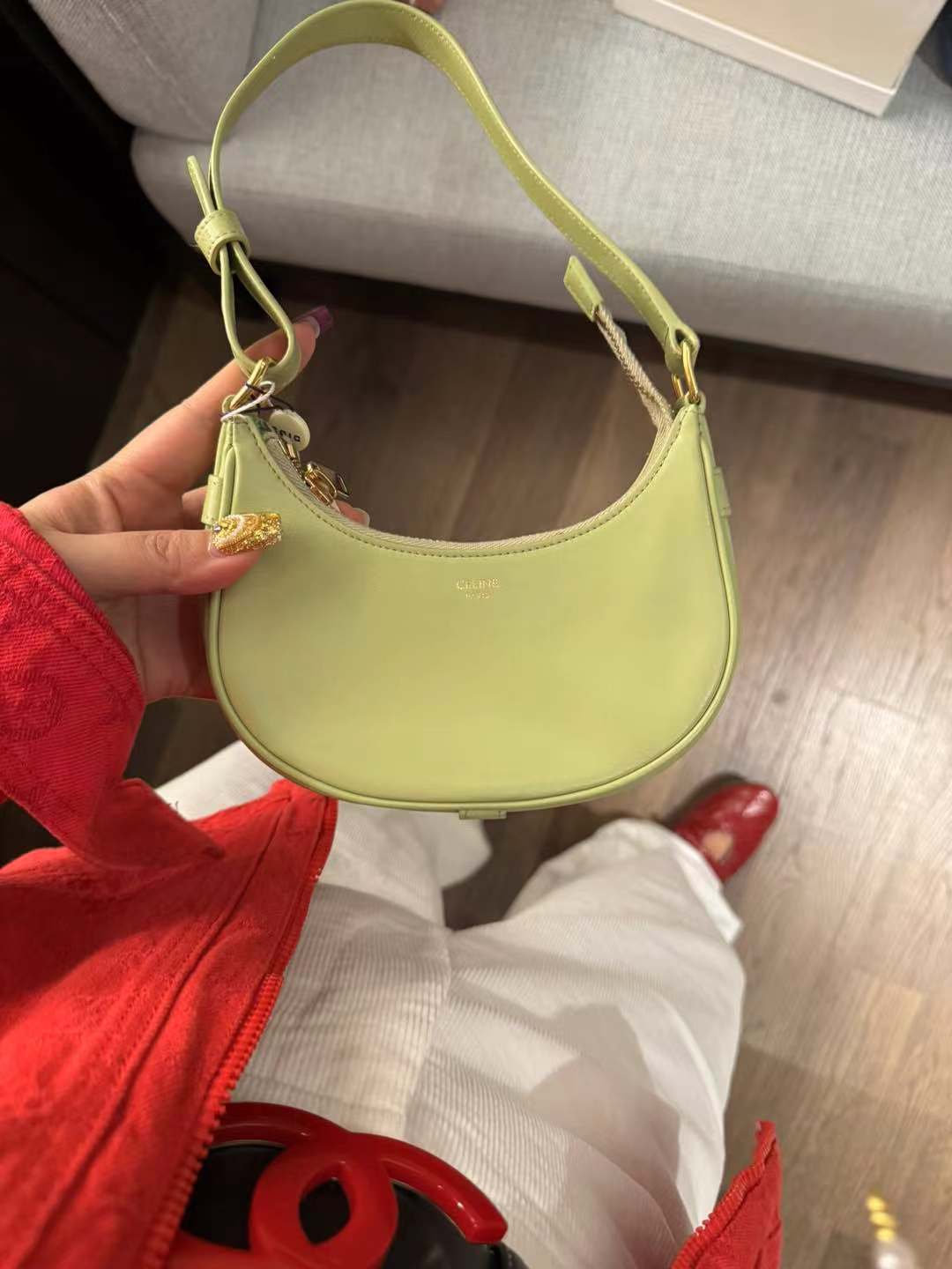 95新 Celine/思琳 展会外场！牛油果豌豆hobo包