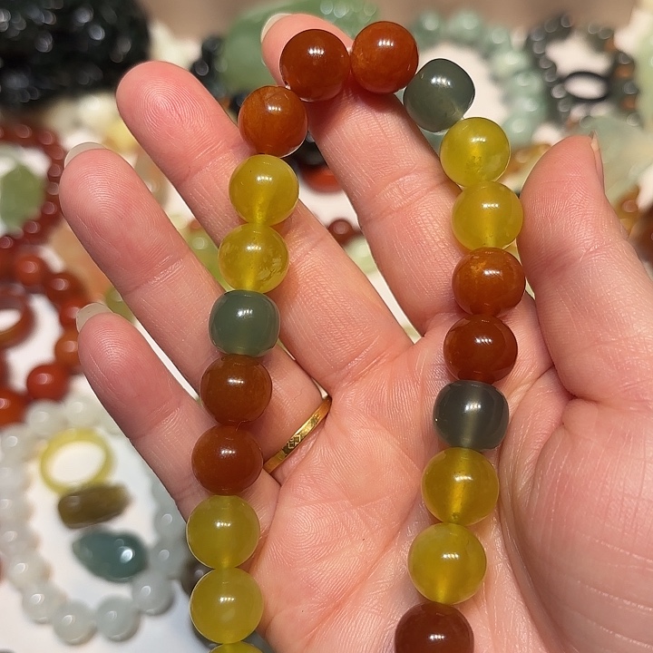 蛇纹石玉未镶嵌手串