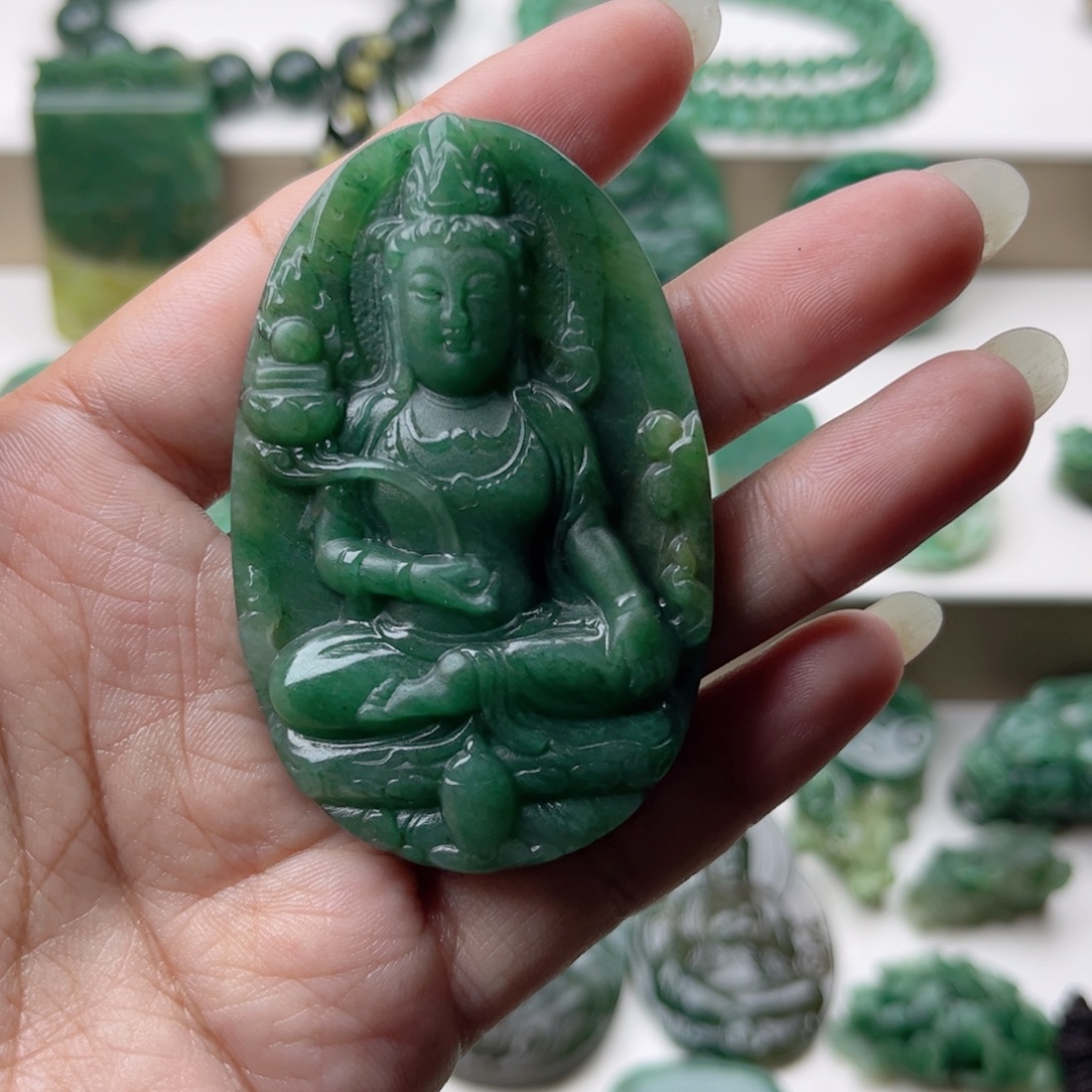 傅***飞独山玉未镶嵌挂件