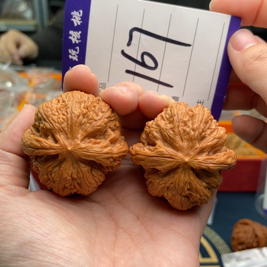 文玩核桃吊坠45粗筋