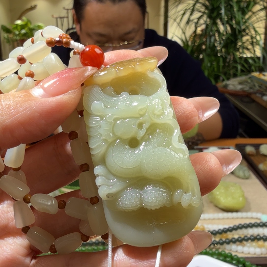 和田玉挂件未镶嵌H***G