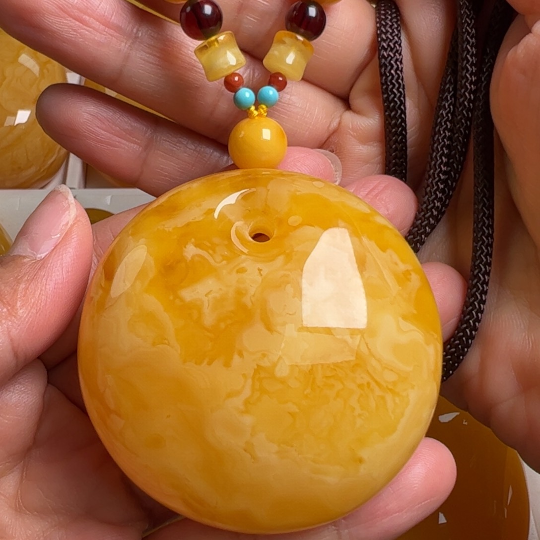 蜜蜡毛衣链未镶嵌无优化