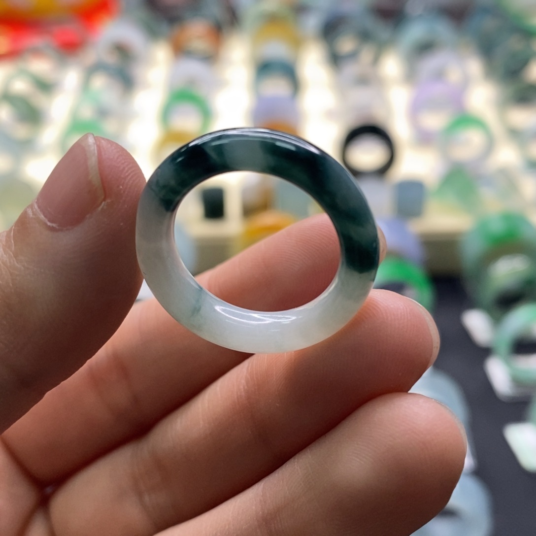 翡翠戒指未镶嵌圈口15