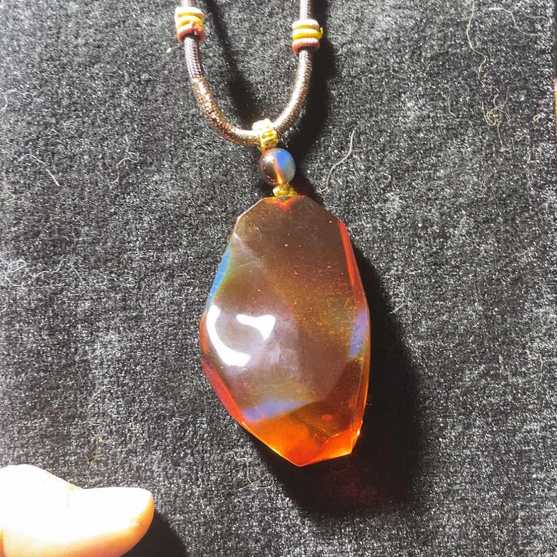 蓝珀珠宝奇石未镶嵌