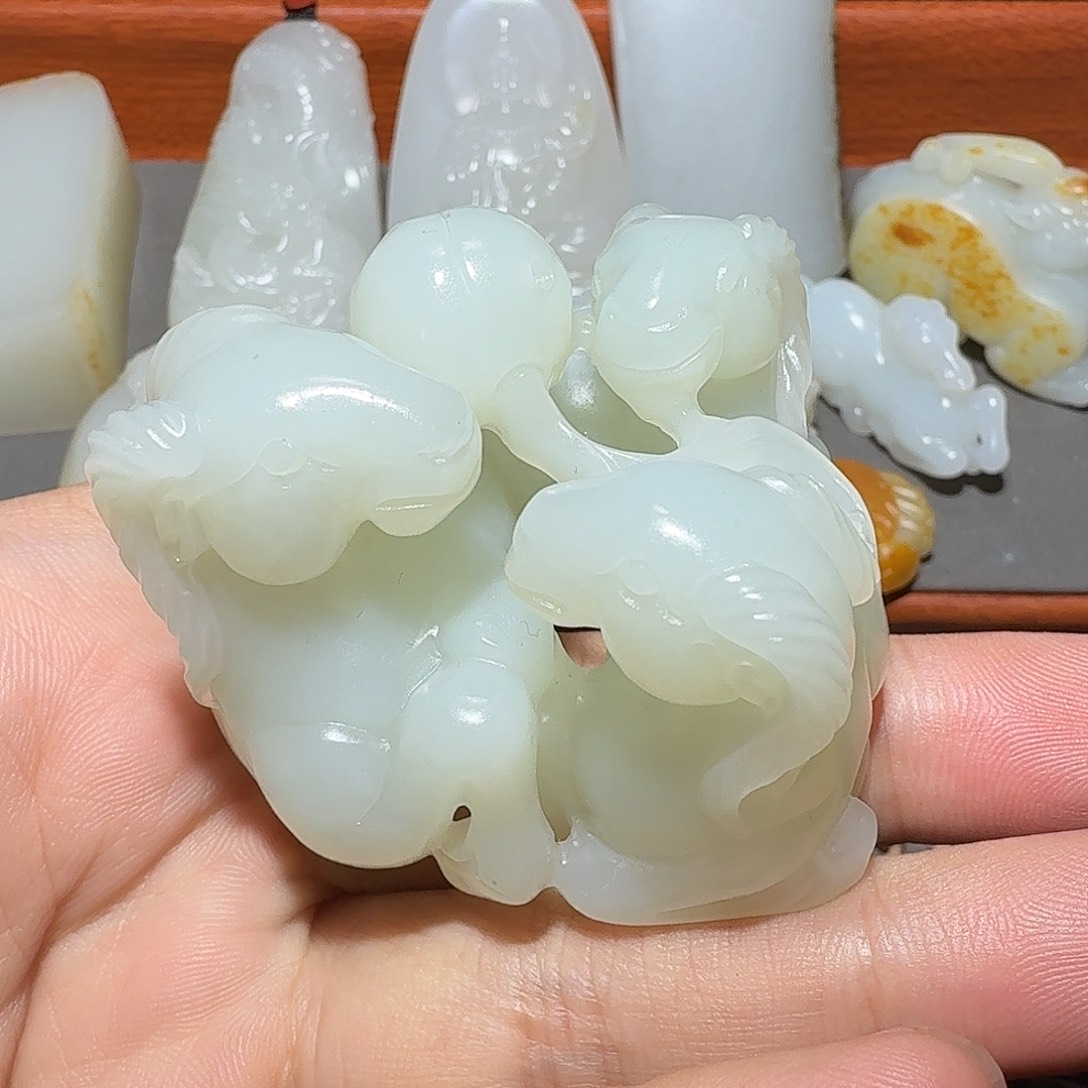 和田玉挂件未镶嵌