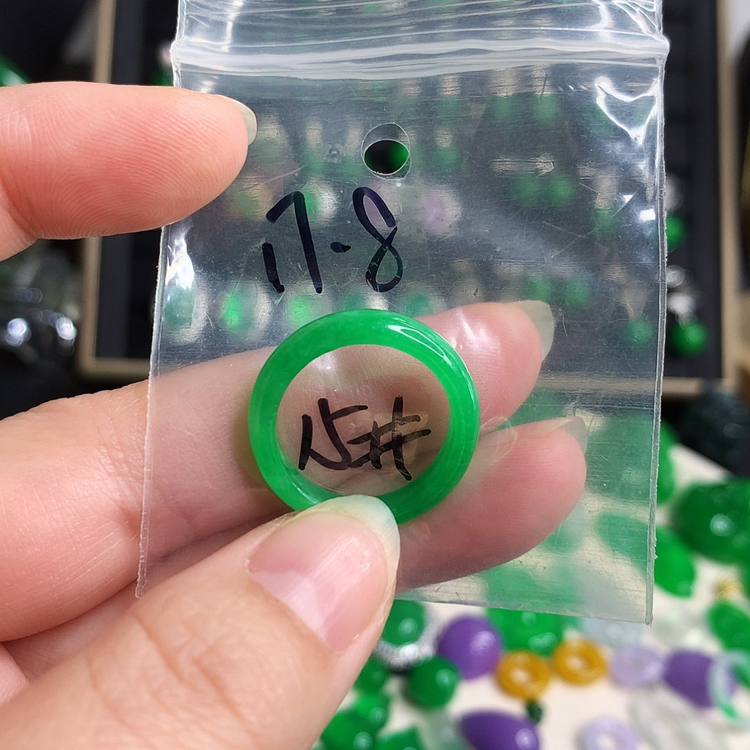 翡翠未镶嵌颈饰优化798