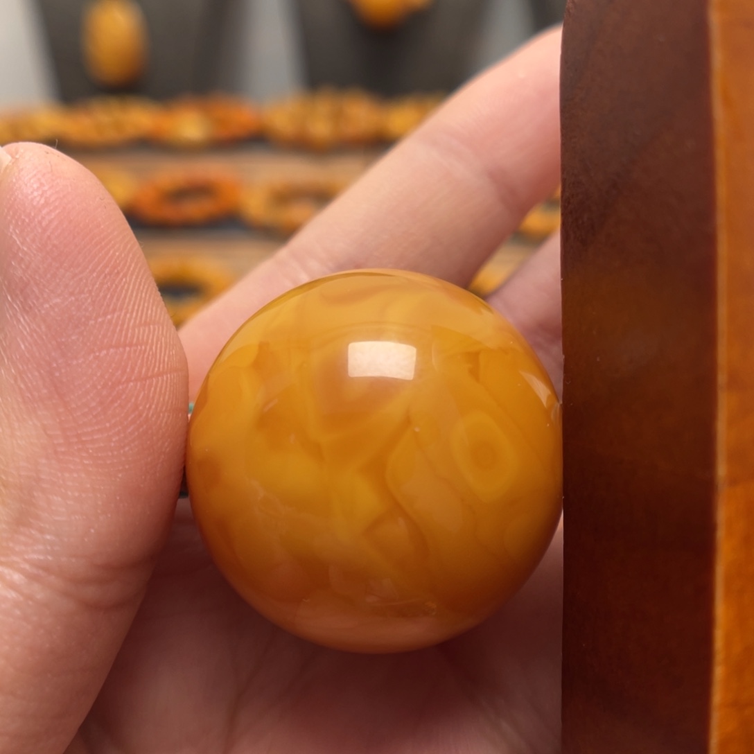 静***声蜜蜡未镶嵌裸石蜜蜡