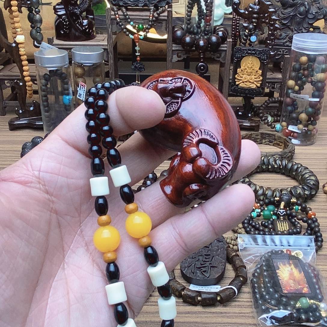 滴血莲花菩提手串