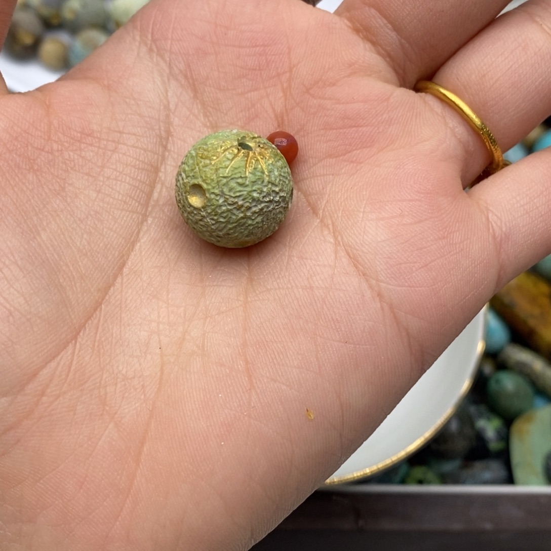 嘚****南红玛瑙未镶嵌珠宝奇石