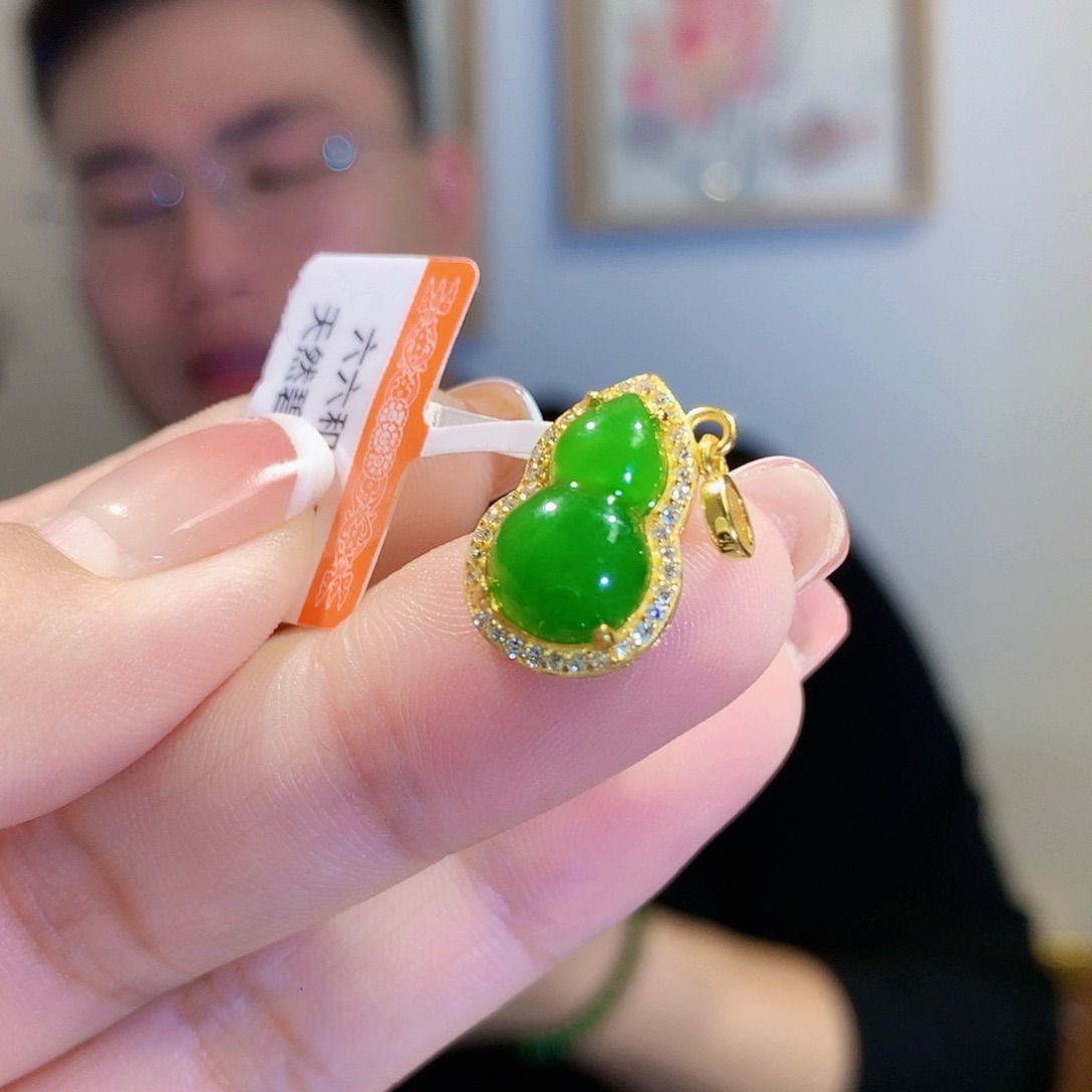 和田玉（碧玉）颈饰银S925镀金镶嵌