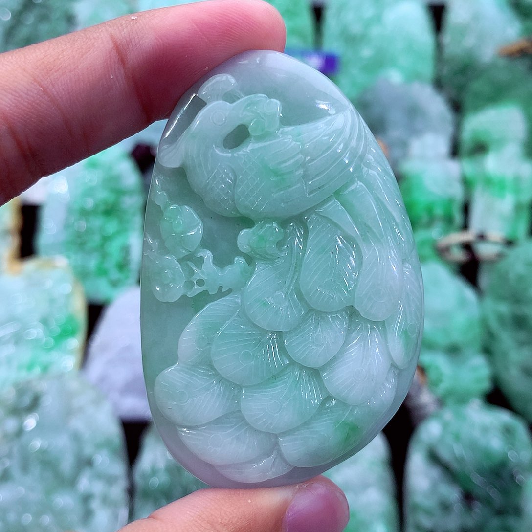 吊坠(不含链)未镶嵌翡翠