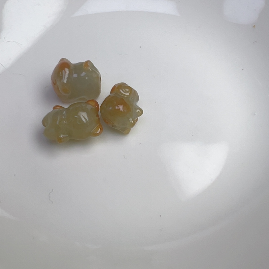 酷***主翡翠散珠动物三个