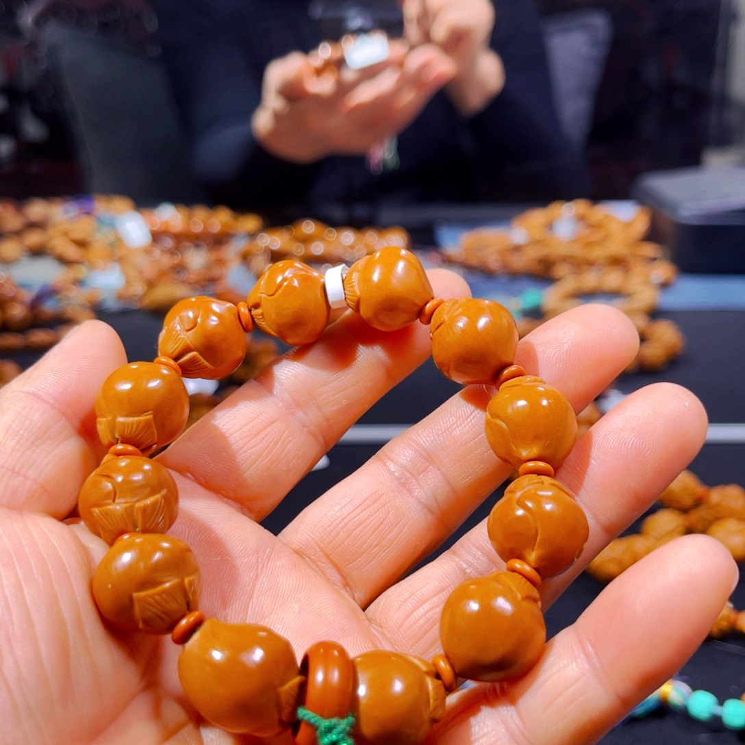 手串橄榄核新人在这里