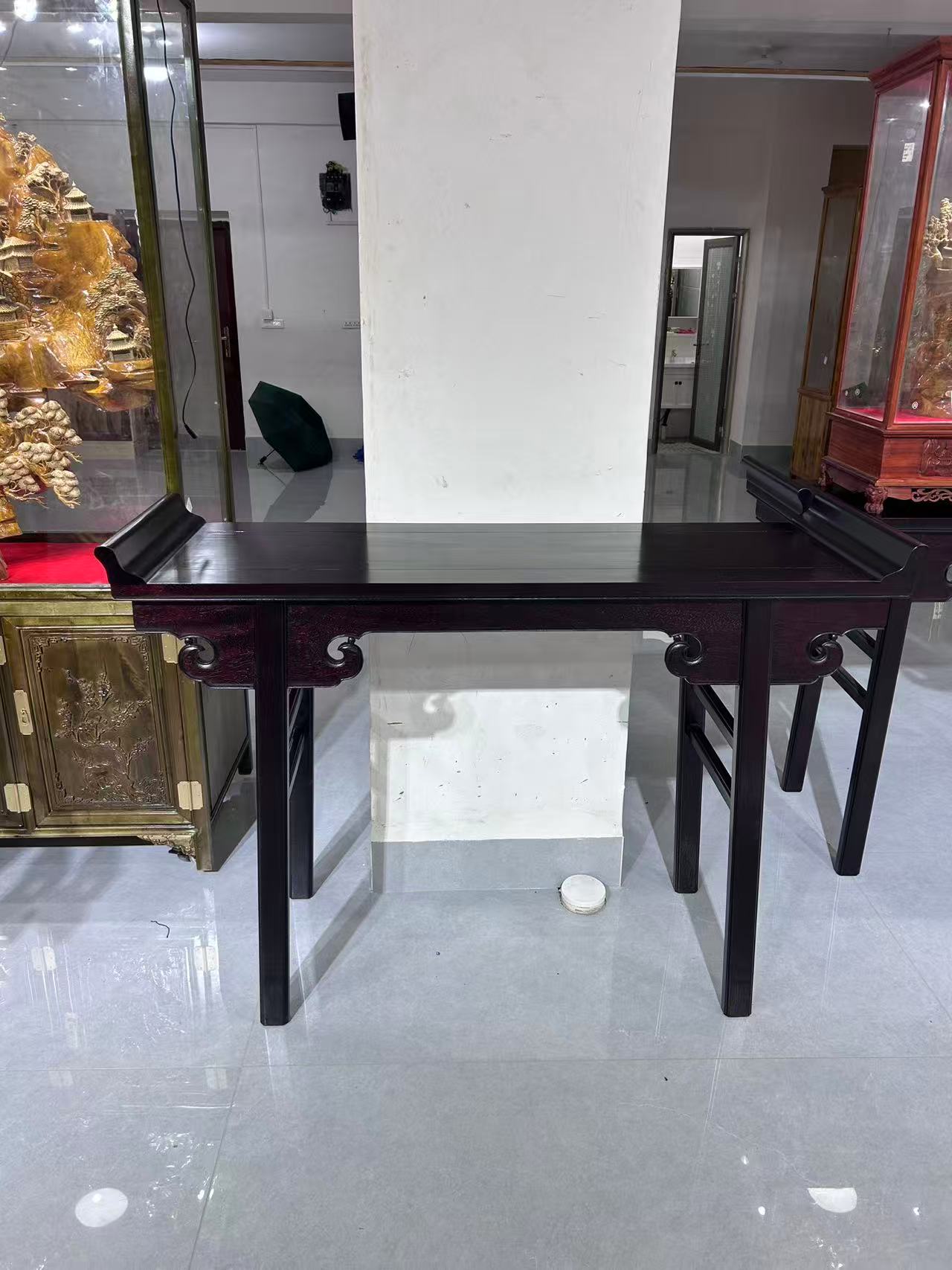 赞比亚紫檀翘头案，规格长度150宽度48高度105