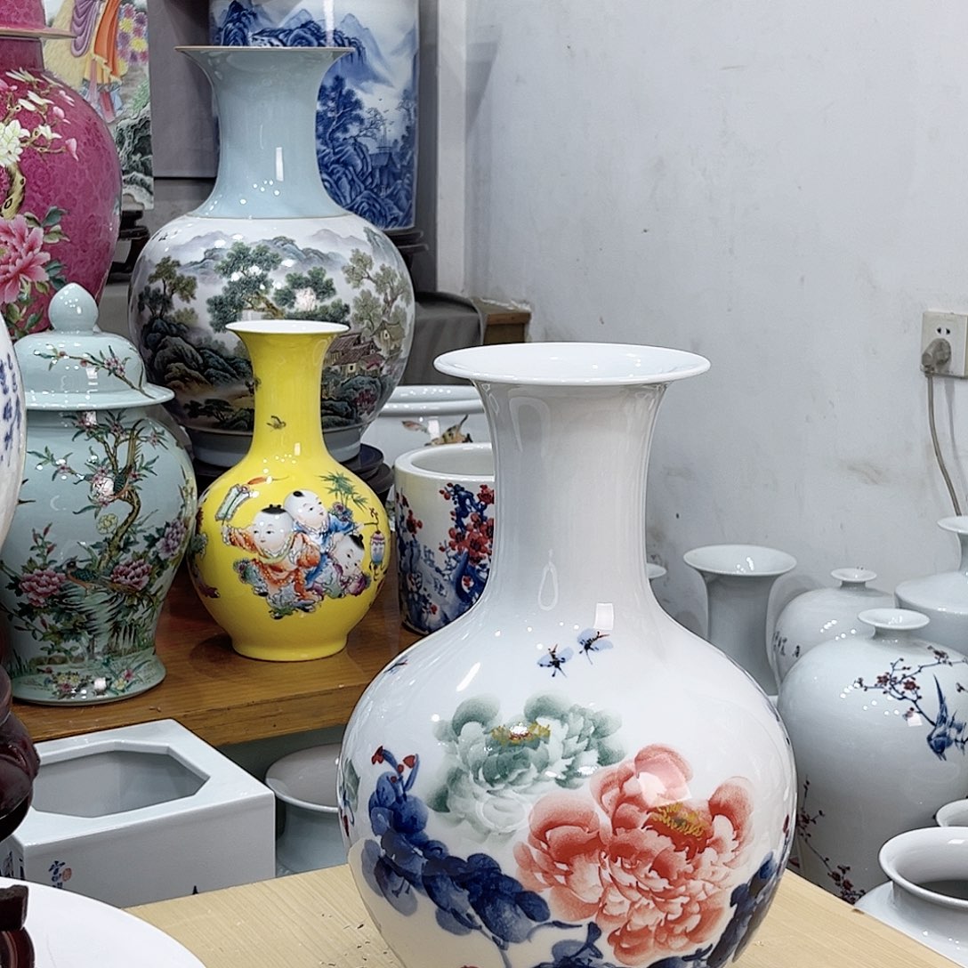 小***哥摆件景德镇的陶瓷