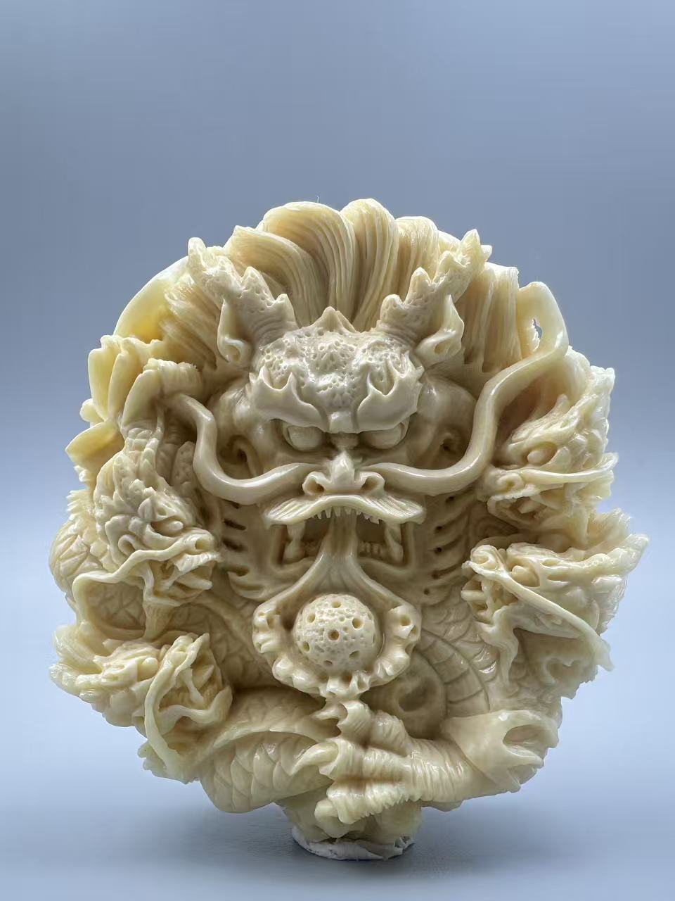 编号M50660 天然猛犸纯手工镂空大师精雕龙牌 五龙之尊