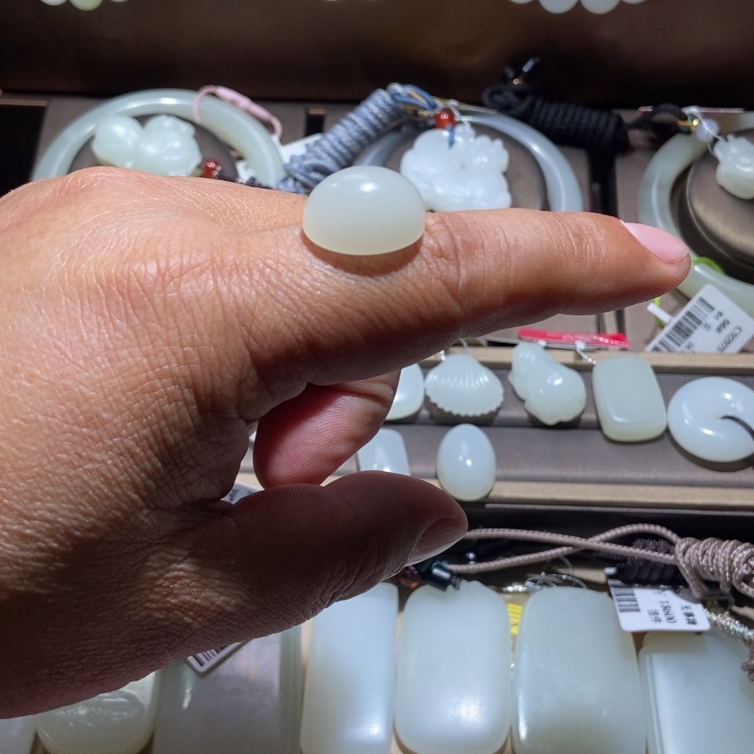 和田玉（白玉）未镶嵌颈饰